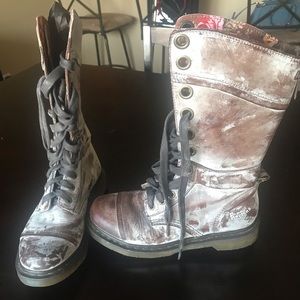 NEW!!!  Doc Martens Boot